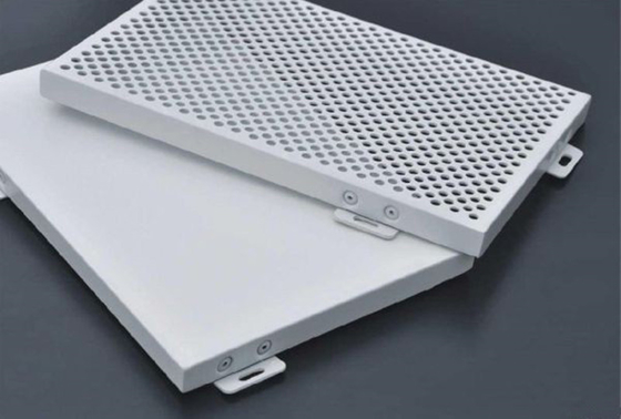 centrum handlowe Aluminiowy metalowy sufit Maksymalna długość panelu 5000 mm Solidny panel okładzinowy lub elewacja