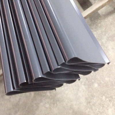 Kapiący aluminiowy metalowy sufit o grubości 1,3 mm Dekoracja wnętrz