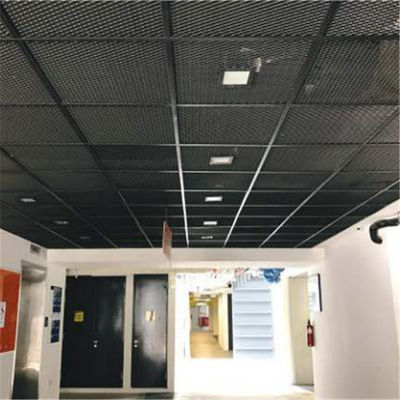 Biblioteka 600 * 600 Aluminiowy panel sufitowy położony na rozszerzonym systemie sufitowym z siatki