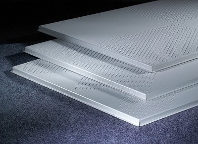 600x600mm Aluminium układane w suficie o grubości 0,5 mm dla centrum kongresowego