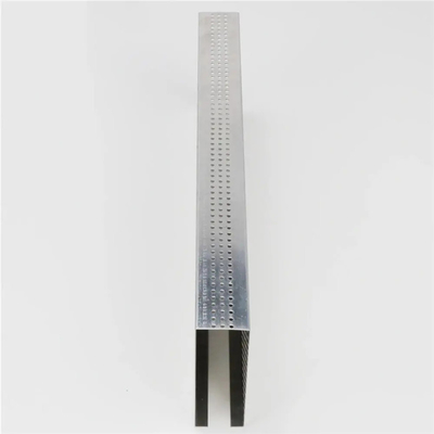 40x80mm Aluminiowy metalowy sufit w kształcie litery U Akustyczna przegroda sufitowa