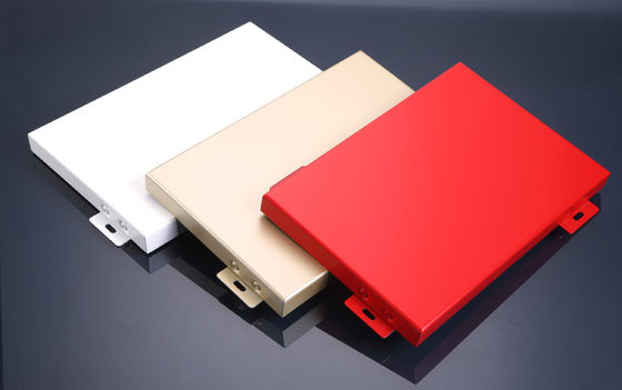 Panel okładzinowy z litego aluminium o grubości 1,5 mm 1600 x 5000 mm