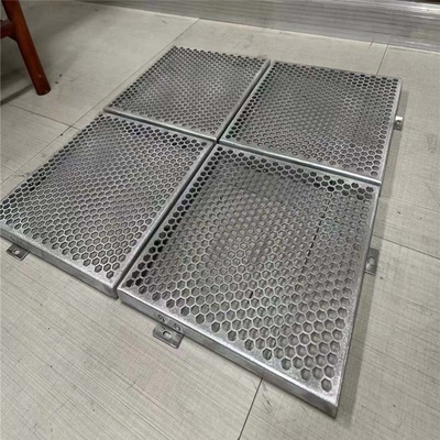 600X600mm Sześciokątny perforowany metalowy panel elewacyjny z aluminium do budowy okładzin