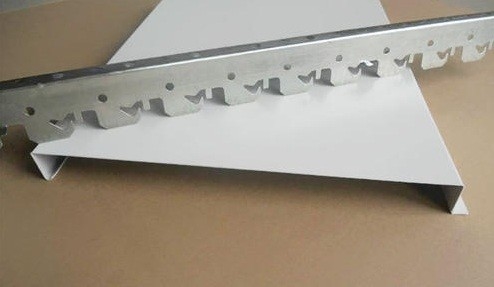 Aluminiowy sufit H o wysokości 30 mm do stacji metra Ognioodporny
