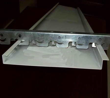 Aluminiowy sufit H o wysokości 30 mm do stacji metra Ognioodporny