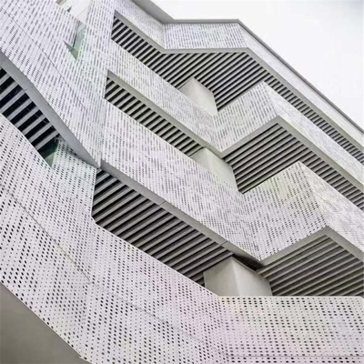 Zewnętrzne panele aluminiowe o grubości 2,0 mm Fasady perforowane metalowe panele okładzinowe