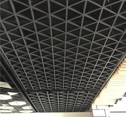 Absorpcja dźwięku Ognioodporny aluminiowy sufit siatkowy do kozłów chodnikowych