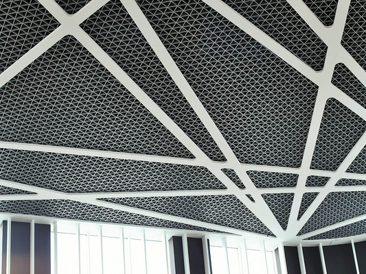 Absorpcja dźwięku Ognioodporny aluminiowy sufit siatkowy do kozłów chodnikowych
