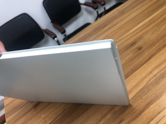Wodoodporny aluminiowy sufit w kształcie rurki o średnicy 120 mm Możliwość dostosowania koloru