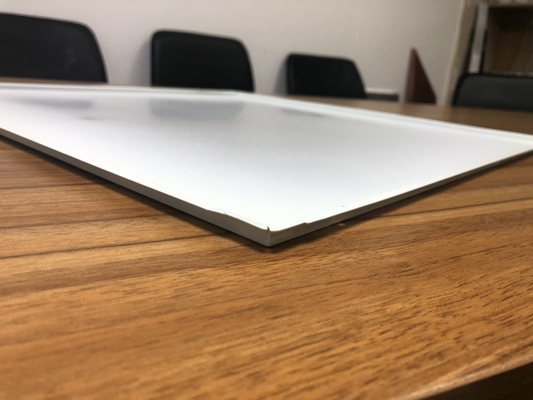 Wodoodporny aluminiowy sufit w kształcie rurki o średnicy 120 mm Możliwość dostosowania koloru